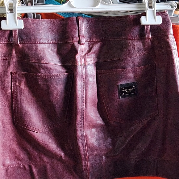 Dolce & Gabbana Milano Italia leather mini-skirt red/ ladies size UK10 / EU 38 - Picture 4 of 7